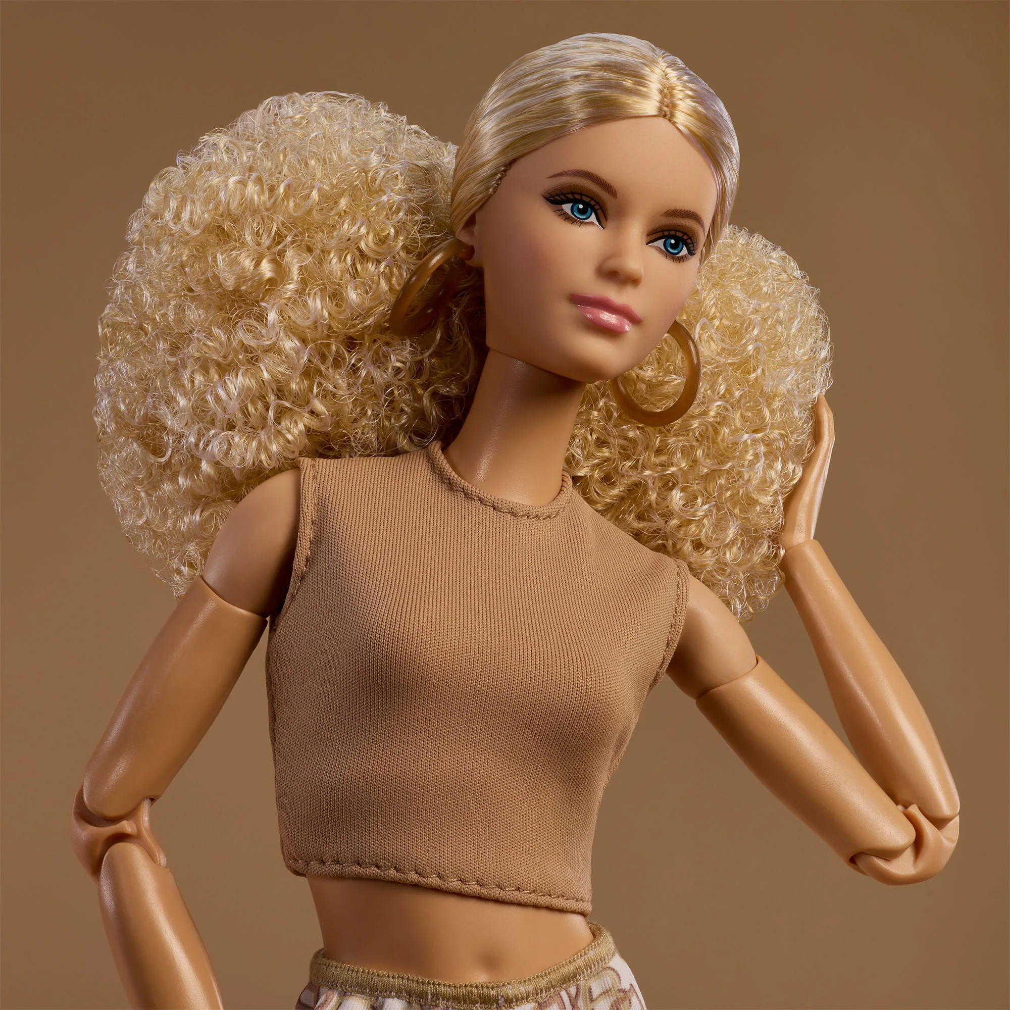 Barbie Basics 2026 Neutrals Series, Model 07 - Image 11