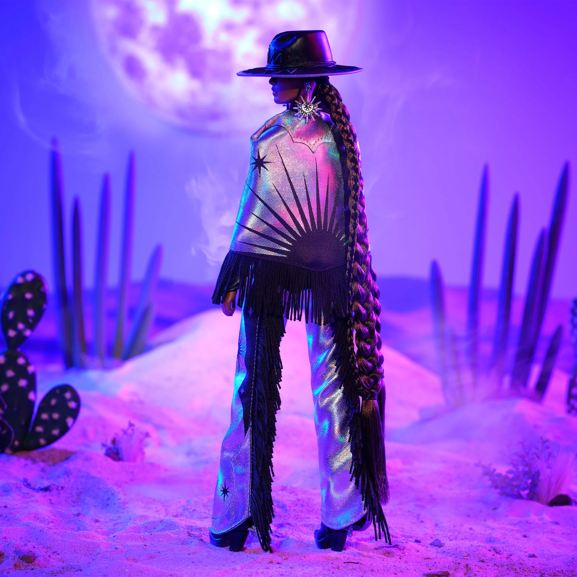 Barbie Fashion Frontier Doll #2 - Image 4