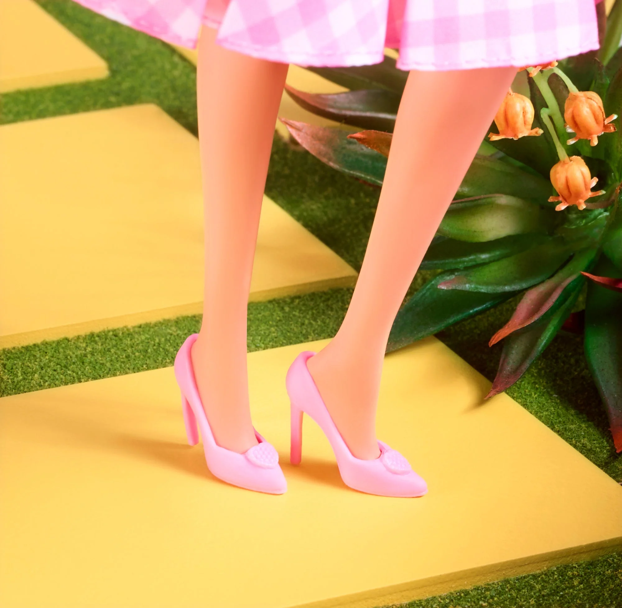 Barbie The Movie Barbie in Pink Gingham Dress - Image 3