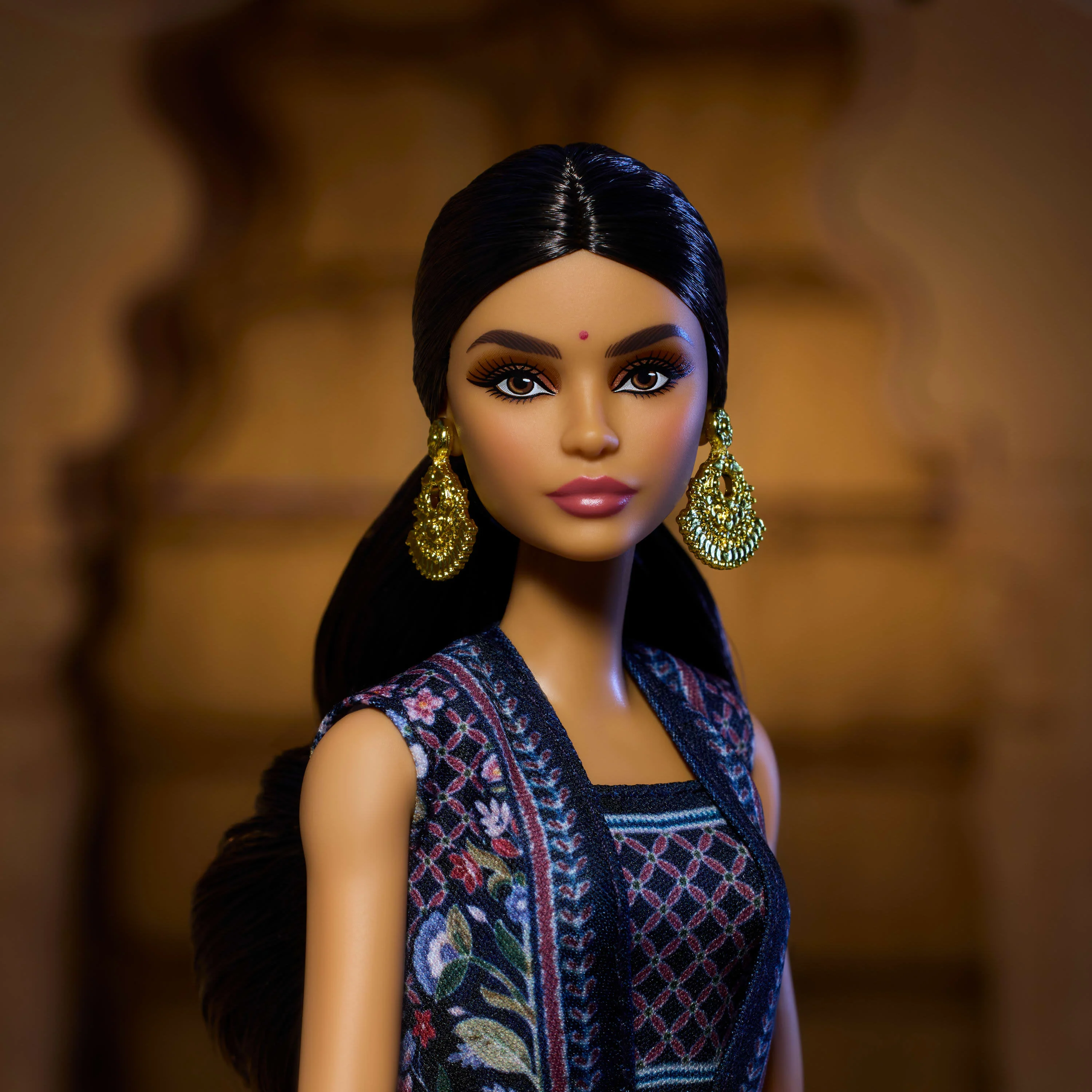 Barbie Signature Diwali Doll by Anita Dongre - Image 3