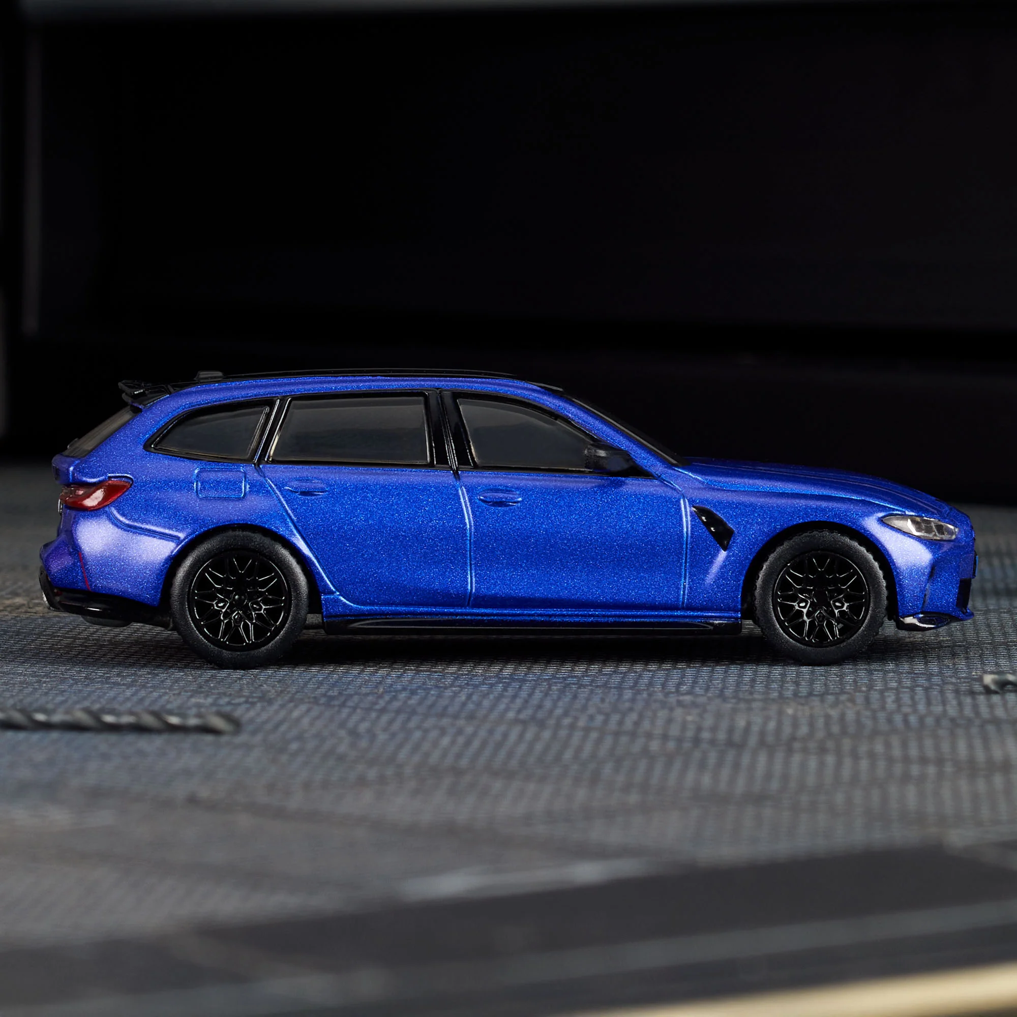Hot Wheels Elite 64 BMW M3 Touring - Image 4
