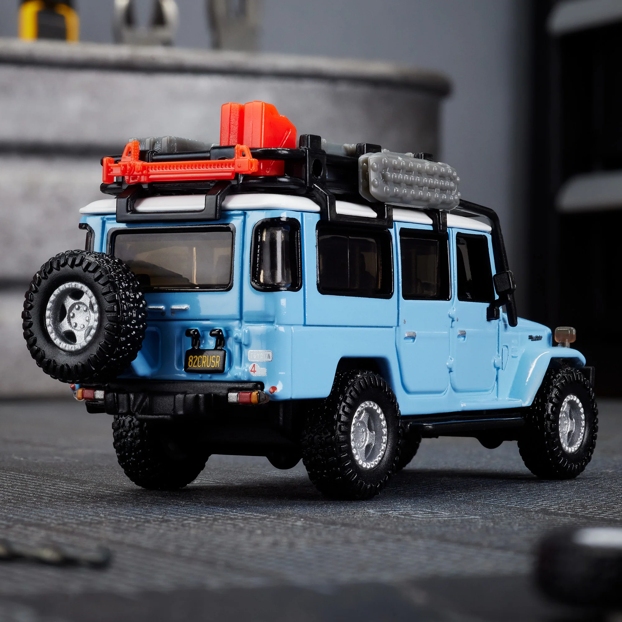 Hot Wheels Elite 64 Mod Shop 1982 Custom Toyota Land Cruiser FJ45 Troopy - Image 12