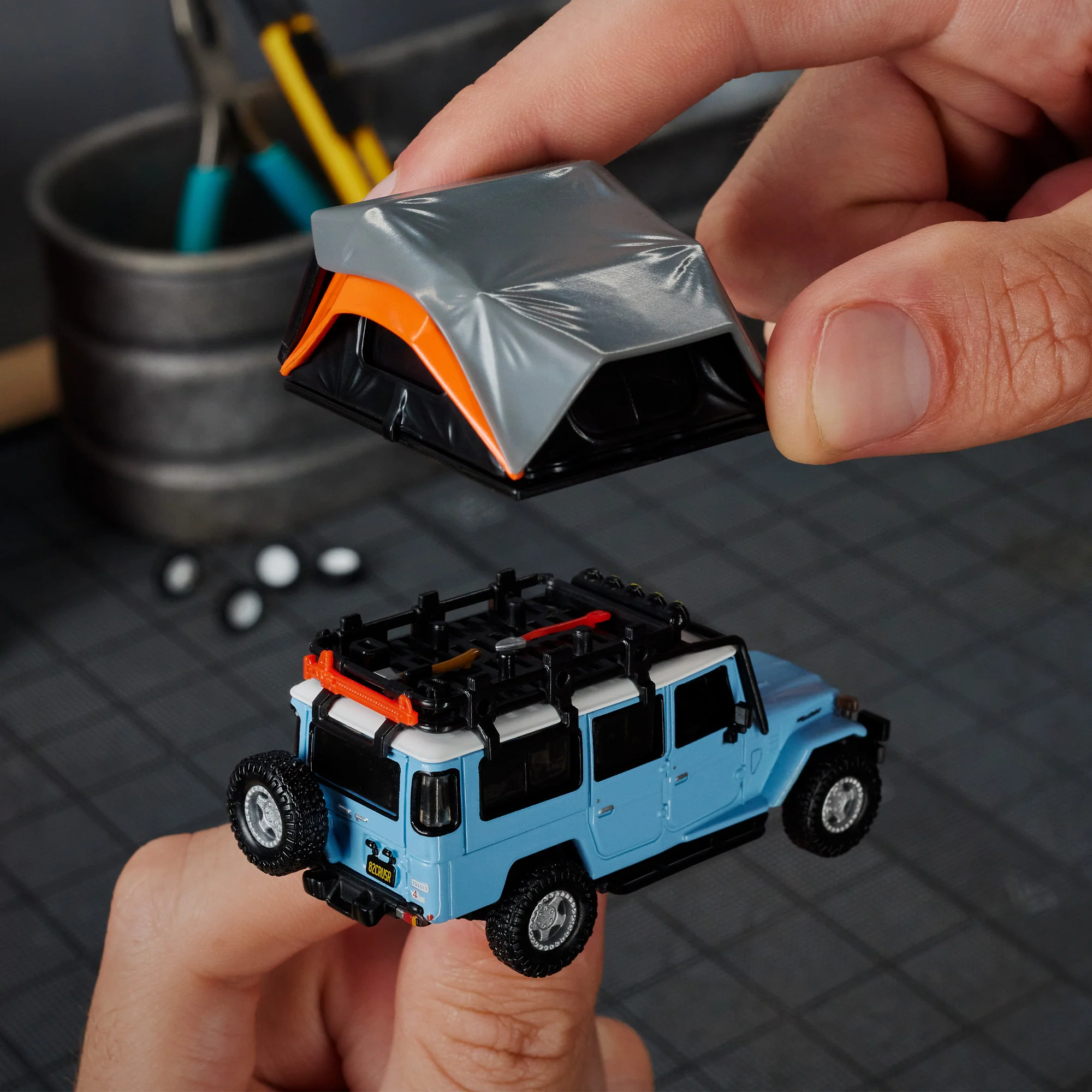 Hot Wheels Elite 64 Mod Shop 1982 Custom Toyota Land Cruiser FJ45 Troopy - Image 18