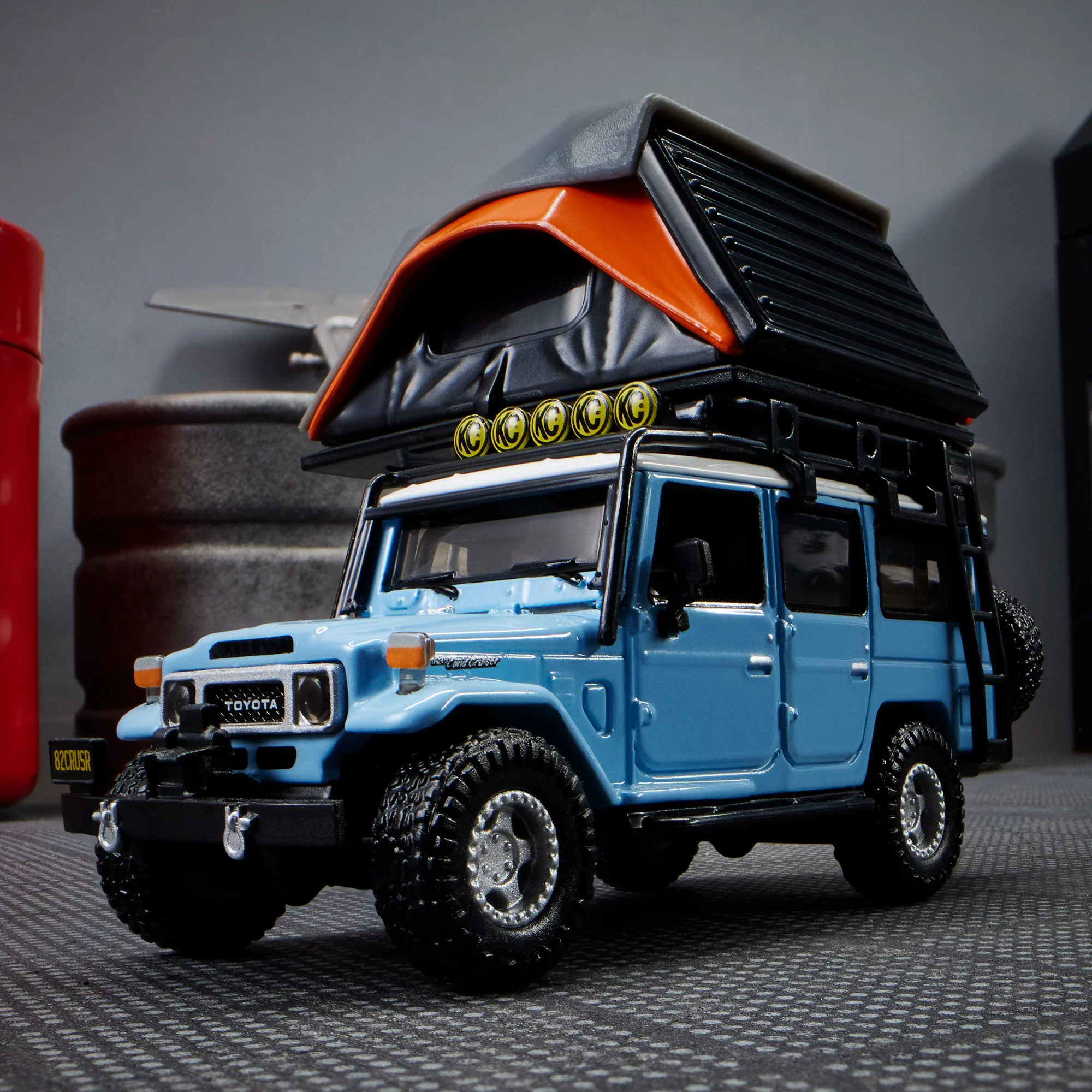 Hot Wheels Elite 64 Mod Shop 1982 Custom Toyota Land Cruiser FJ45 Troopy - Image 4