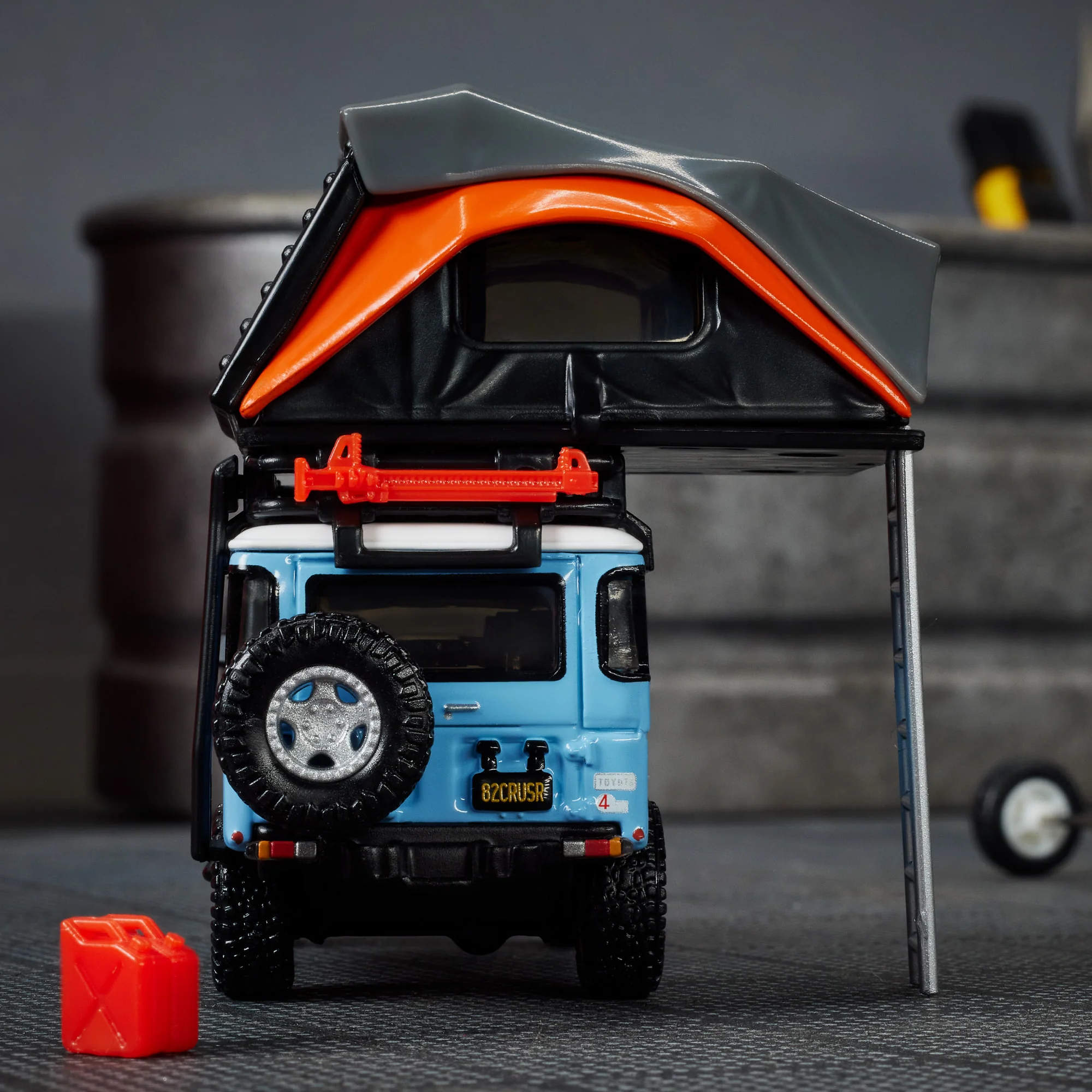 Hot Wheels Elite 64 Mod Shop 1982 Custom Toyota Land Cruiser FJ45 Troopy - Image 7