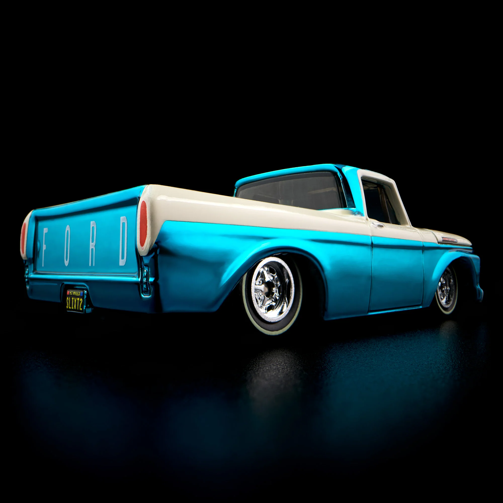 Hot Wheels RLC Exclusive 1962 Ford F-100 - Image 12