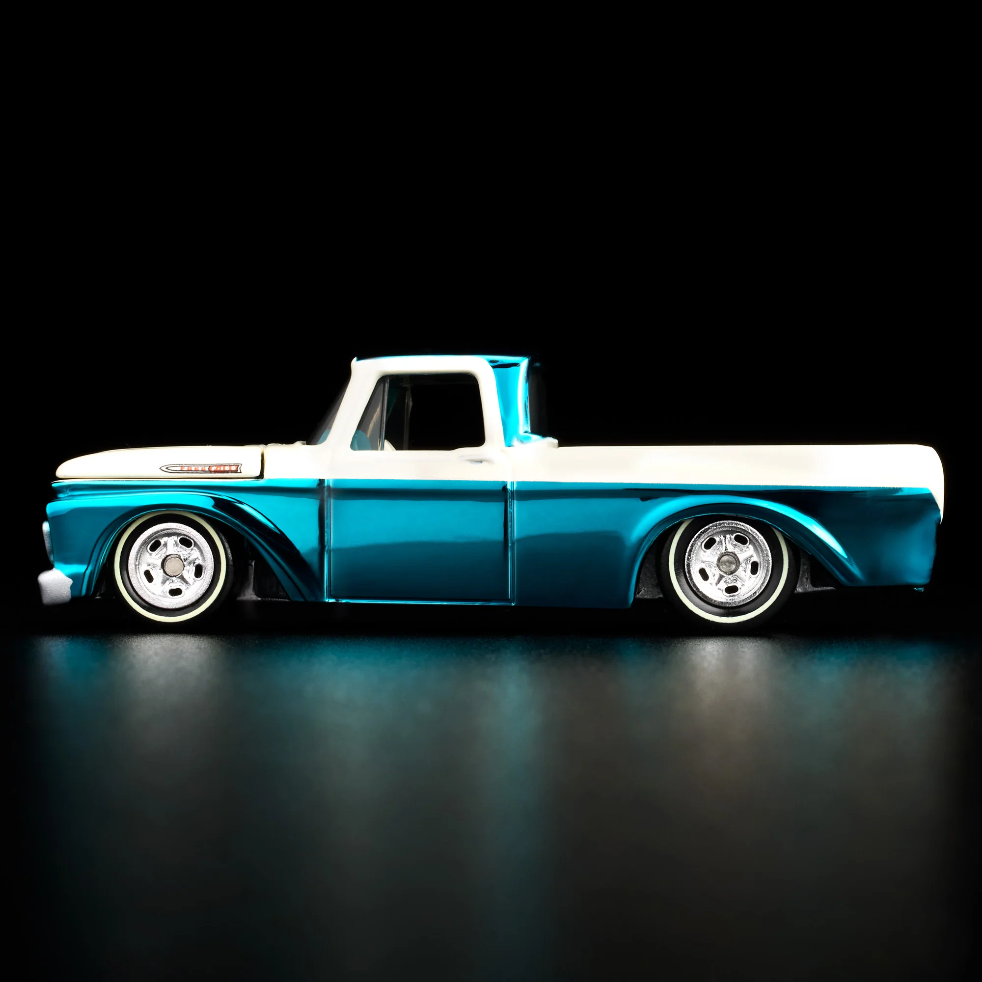 Hot Wheels RLC Exclusive 1962 Ford F-100 - Image 5