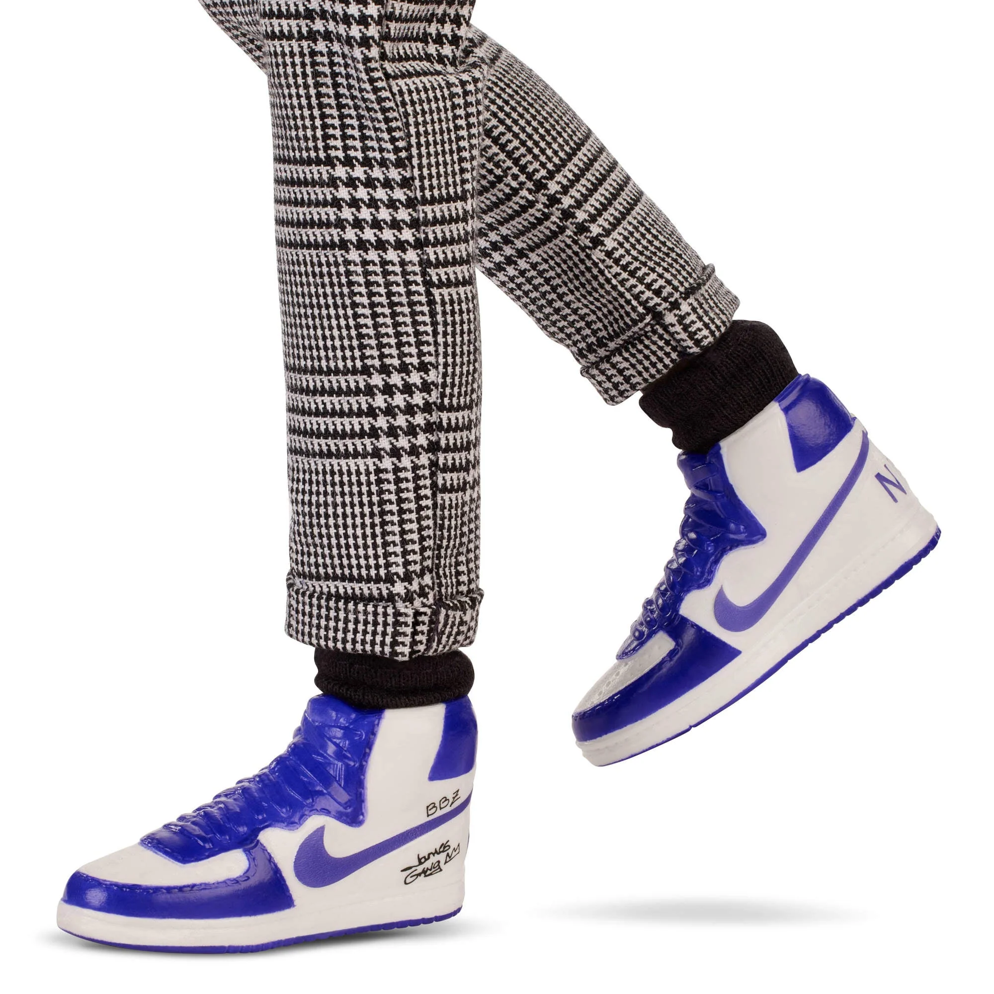 LeBron James Kenbassadors Doll - Image 21