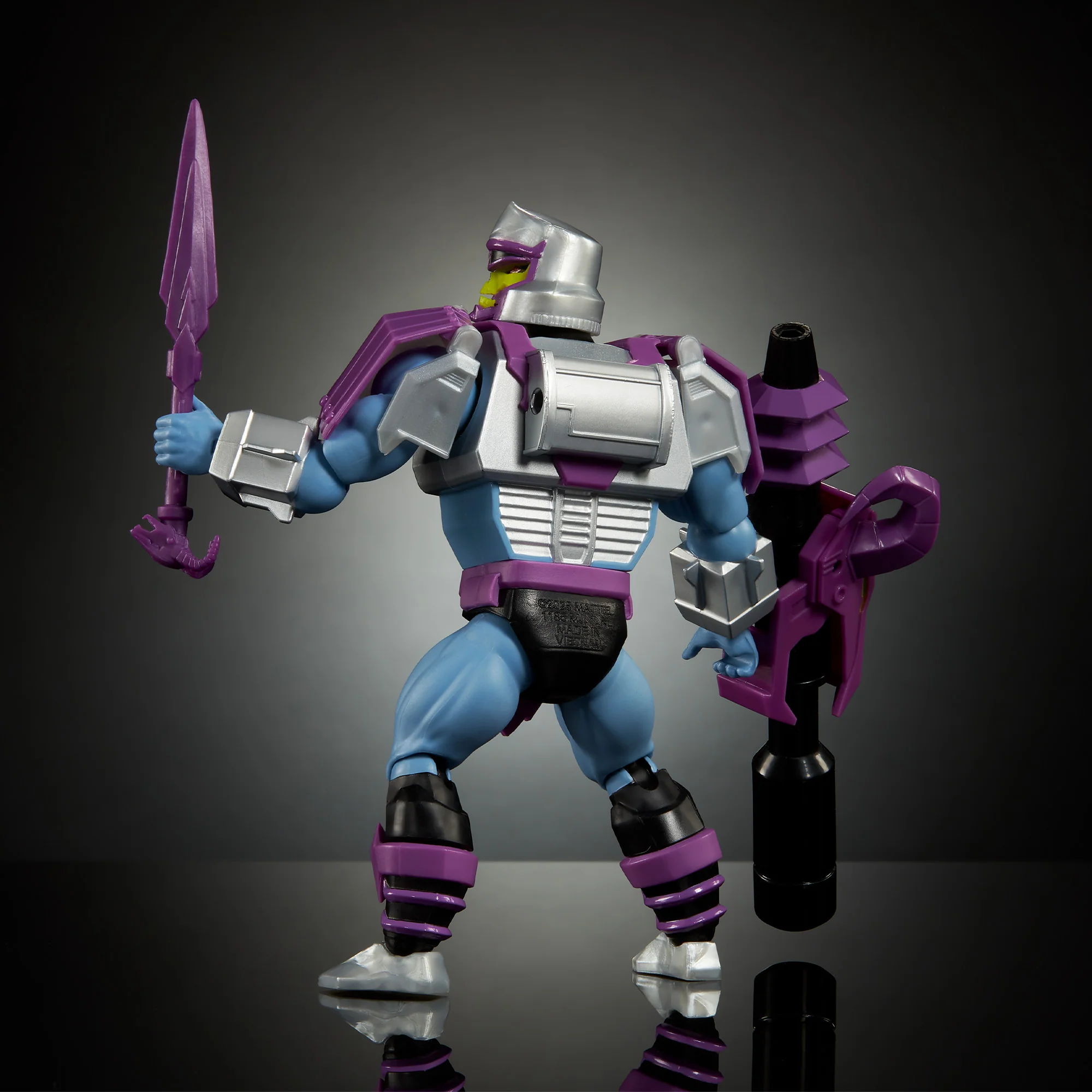 Masters of the Universe x Transformers Megatron Armor Skeletor Action Figure - Image 4