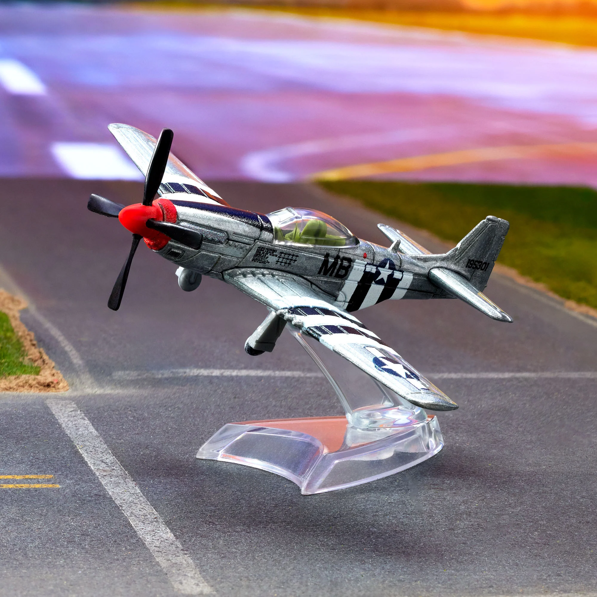 Matchbox North American P-51 Mustang - Image 8