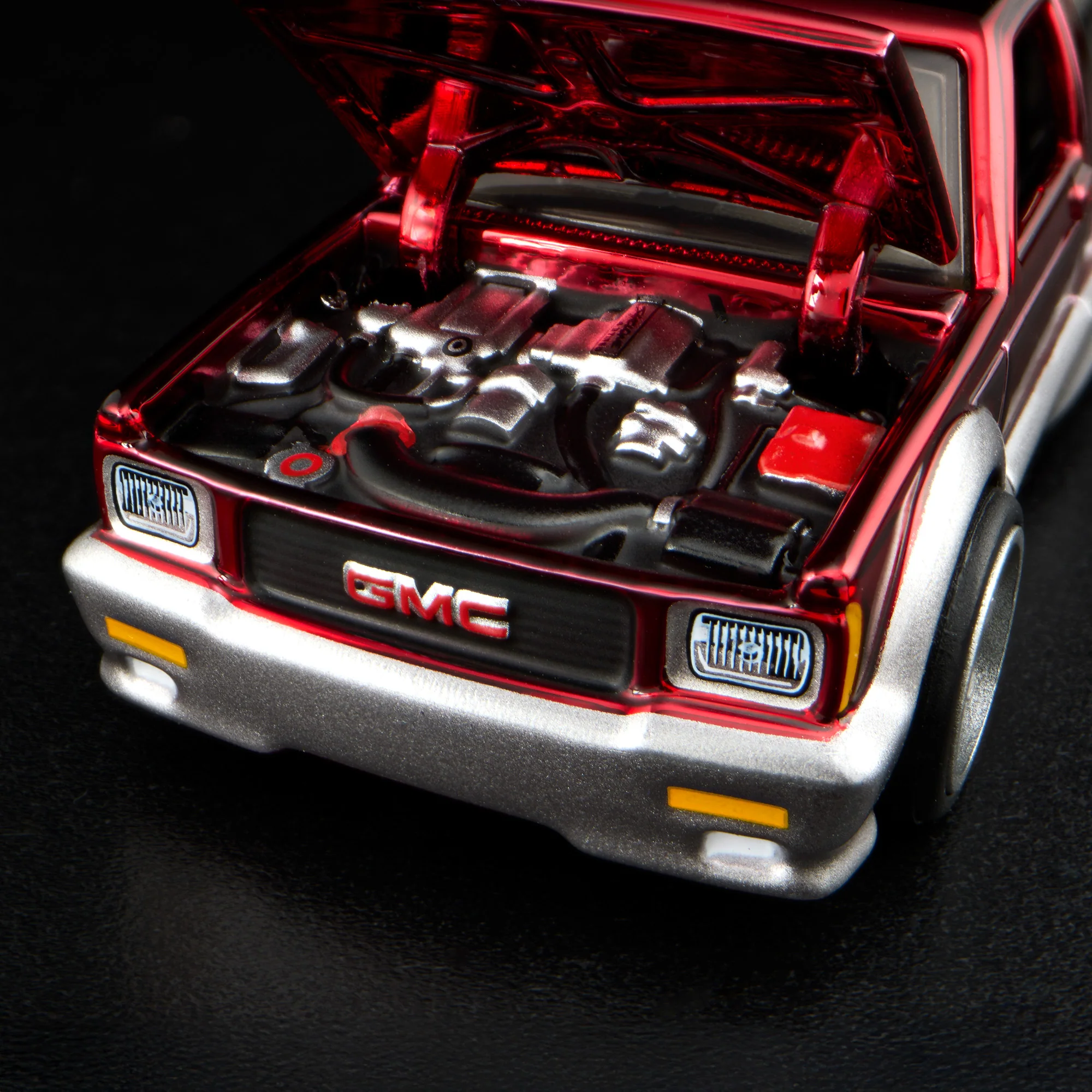 RLC Exclusive 1992 GMC Typhoon - Image 13