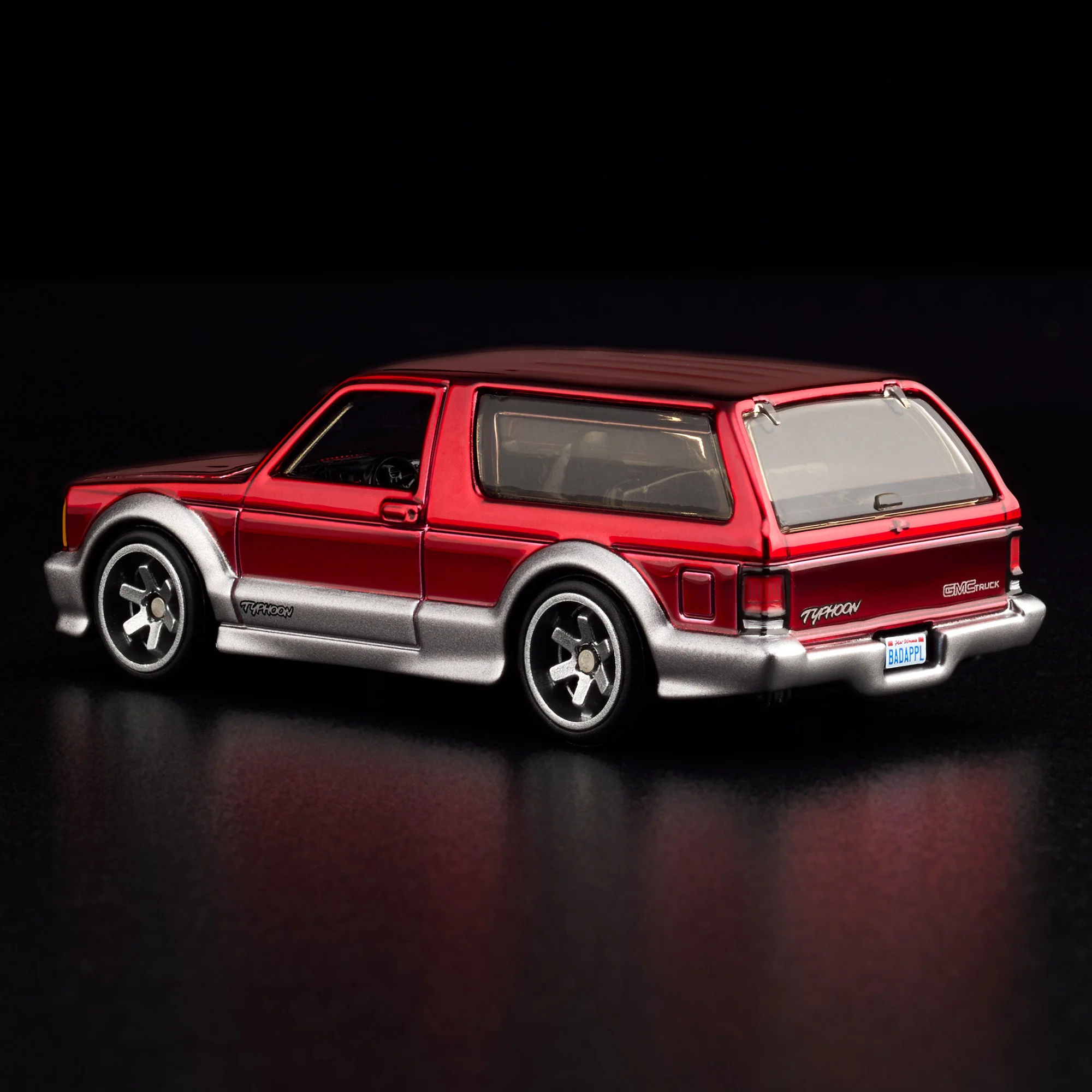 RLC Exclusive 1992 GMC Typhoon - Image 4
